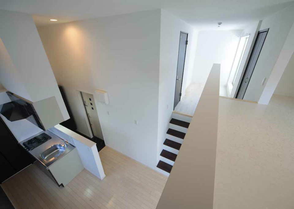 投資アパート White Hills West24