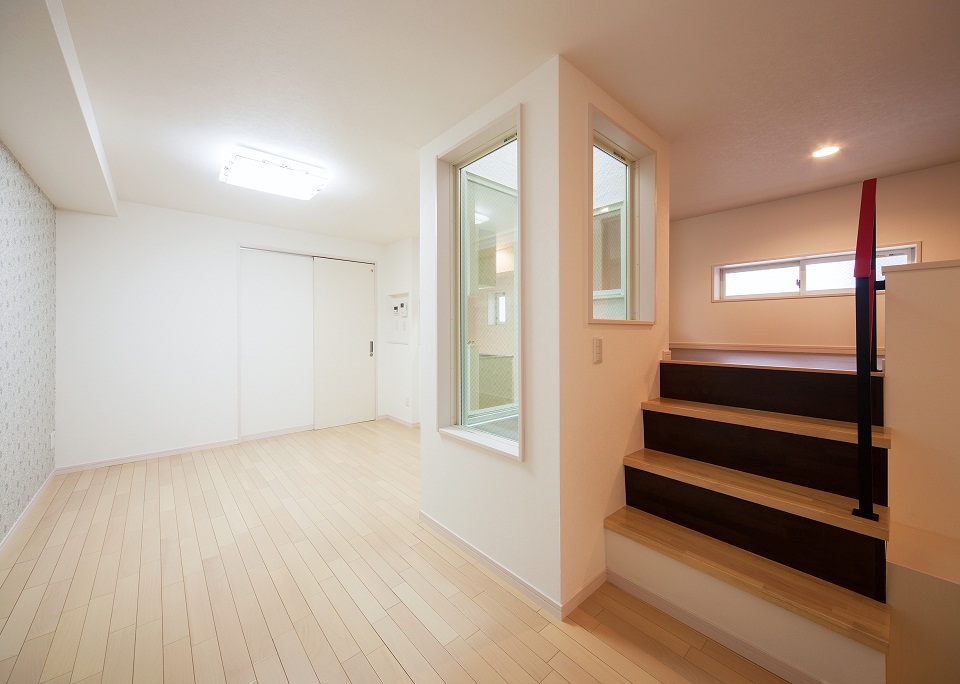 投資アパート White House 新栄20