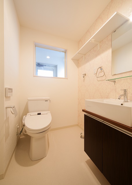 投資アパート Bloom烏森18