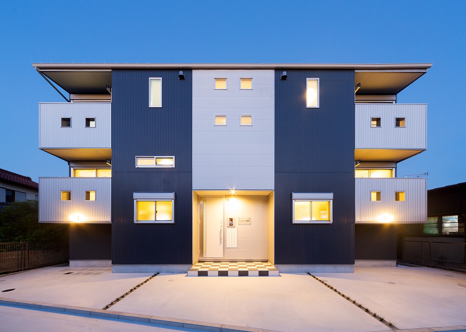 投資アパート RadIAnce鳴海1