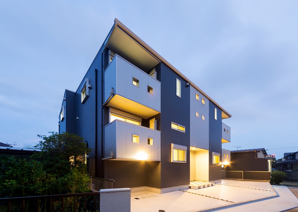 投資アパート RadIAnce鳴海3