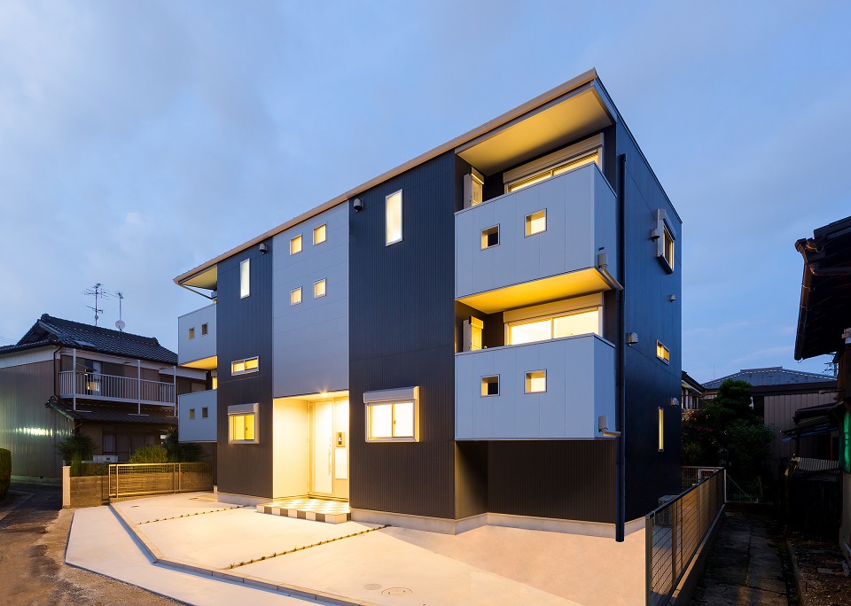 投資アパート RadIAnce鳴海5