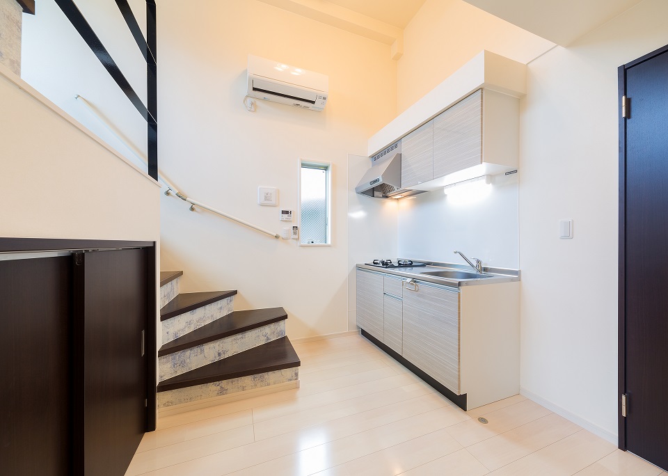 投資アパート RadIAnce鳴海10