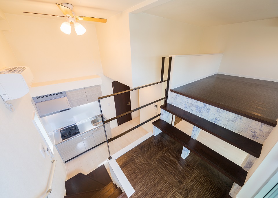 投資アパート RadIAnce鳴海11