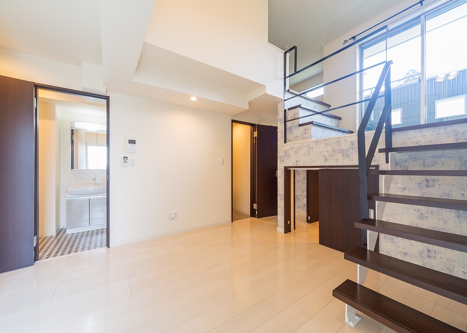 投資アパート RadIAnce鳴海17