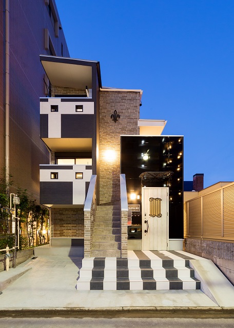 投資アパート RadIAnce荒子1