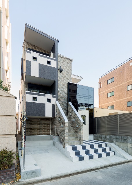 投資アパート RadIAnce荒子2