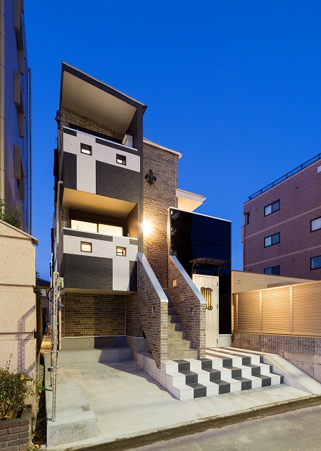 投資アパート RadIAnce荒子3