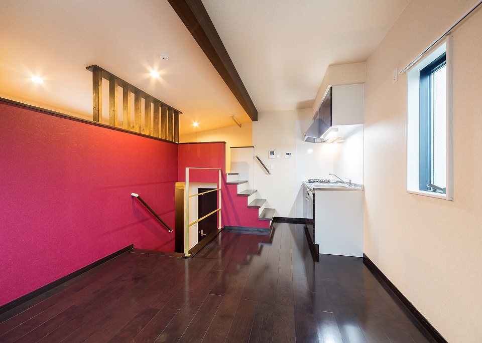 投資アパート RadIAnce荒子25