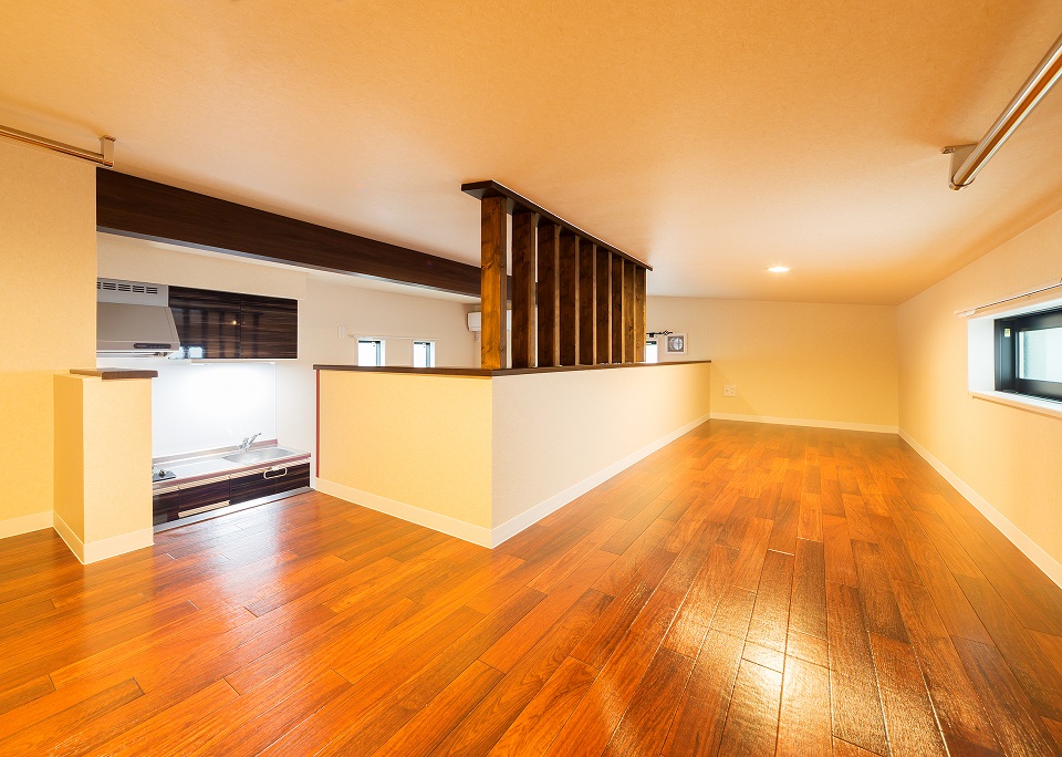 投資アパート RadIAnce荒子27