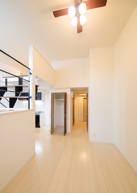 投資アパート RadIAnce大江13