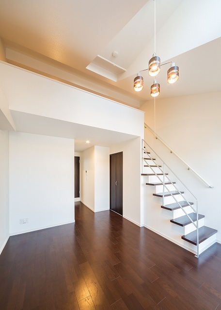 投資アパート ORRISささしまライブ25