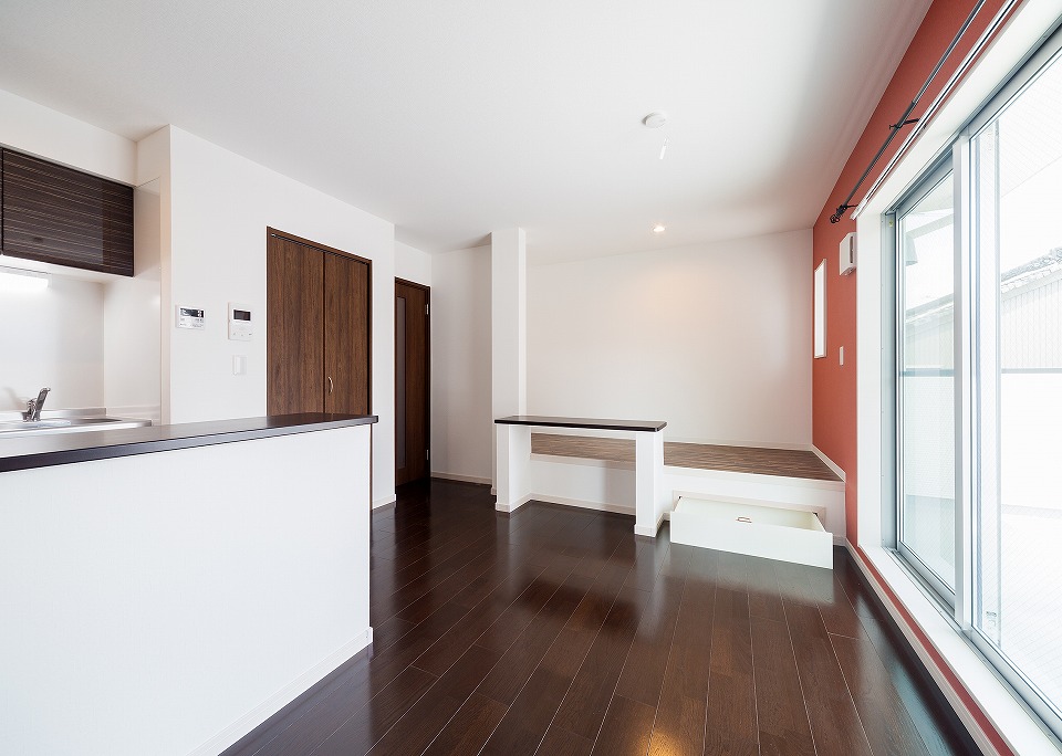 投資アパート RadIAnce丸の内20