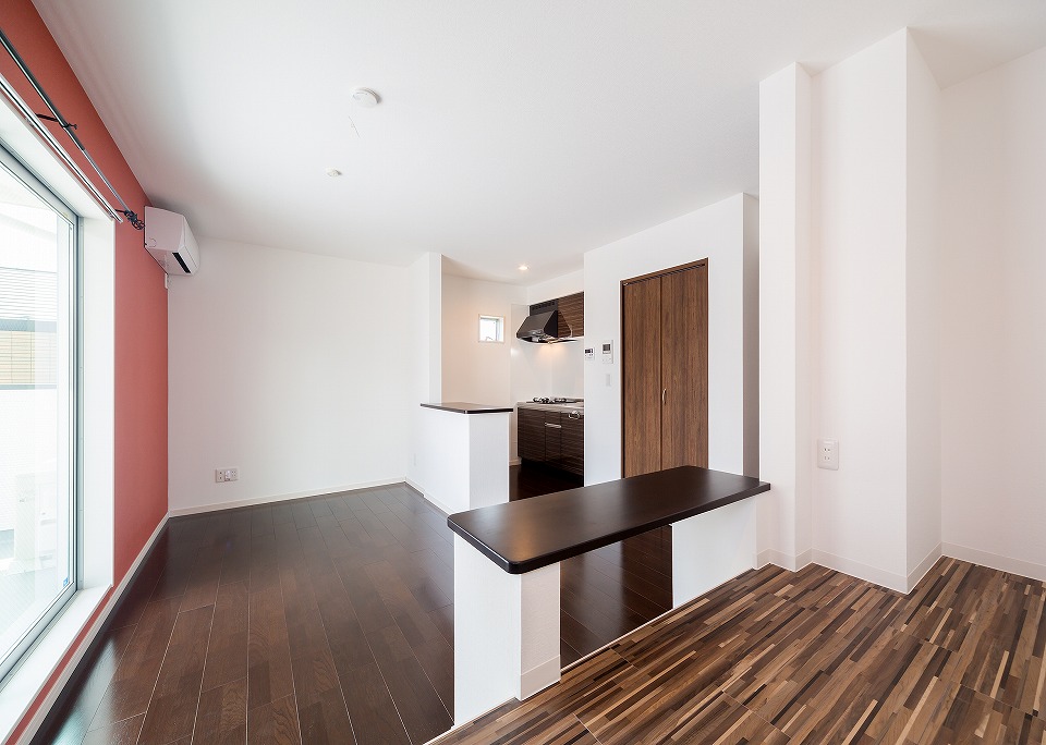 投資アパート RadIAnce丸の内21