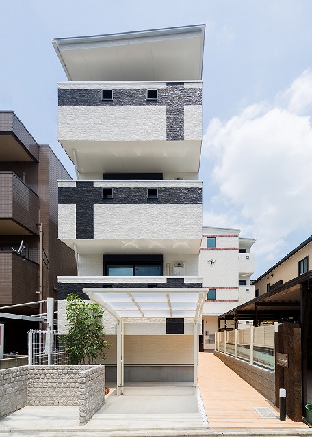 投資アパート RadIAnce庄内通0