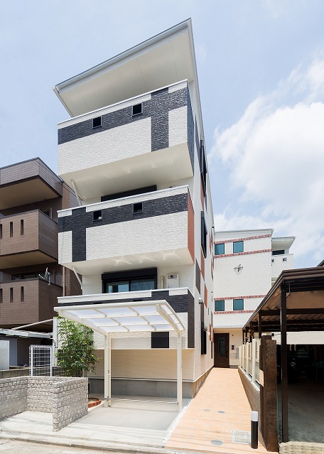 投資アパート RadIAnce庄内通2