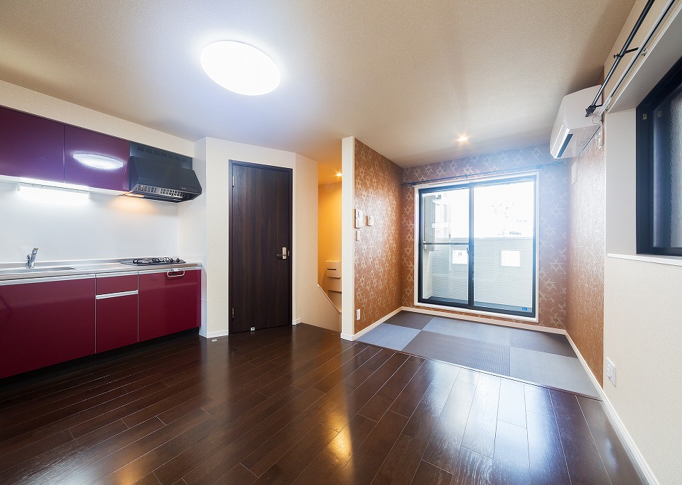 投資アパート RadIAnce庄内通17