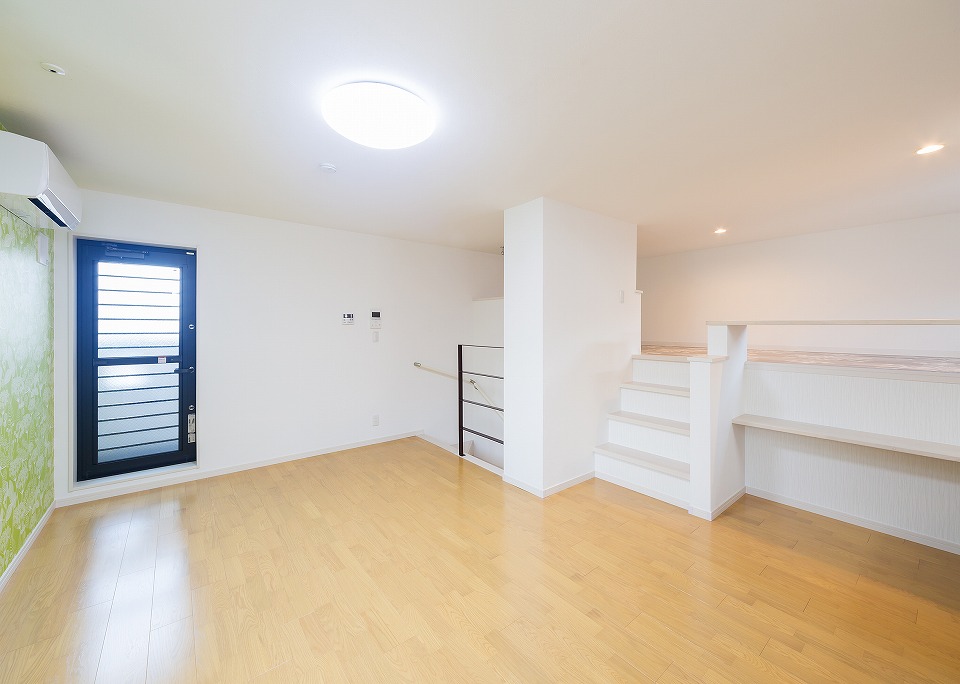 投資アパート RadIAnce庄内通20