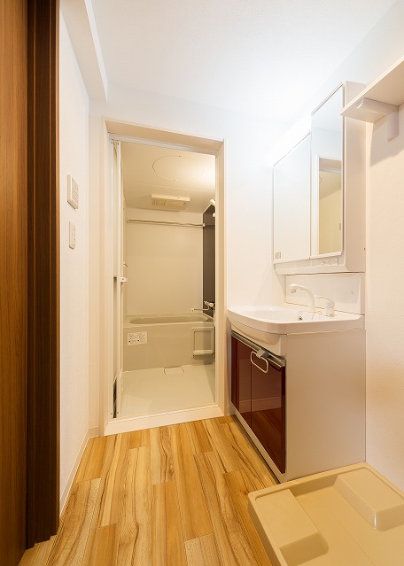 投資アパート RadIAnce庄内通27