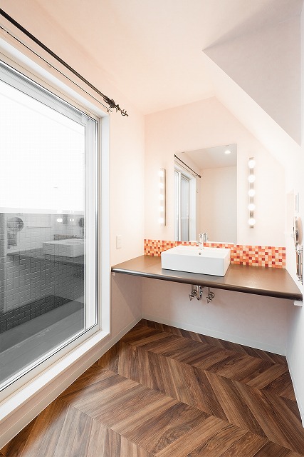 投資アパート RadIAnce三郷8