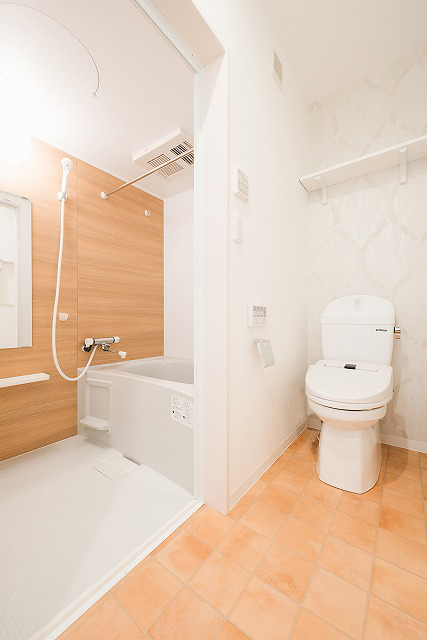 投資アパート RadIAnce三郷11