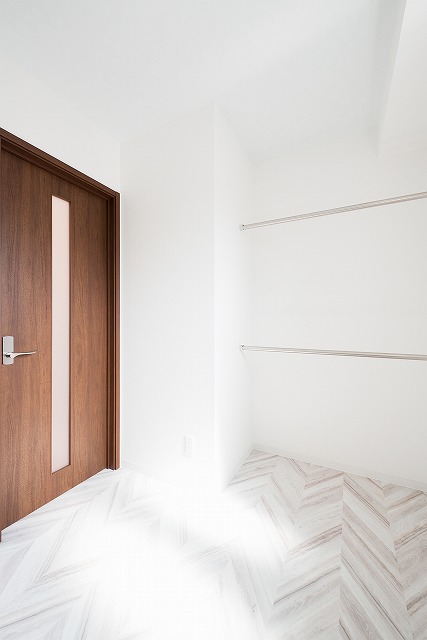 投資アパート RadIAnce三郷12