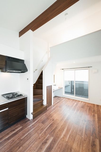 投資アパート RadIAnce三郷31