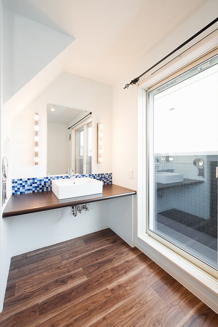 投資アパート RadIAnce三郷32