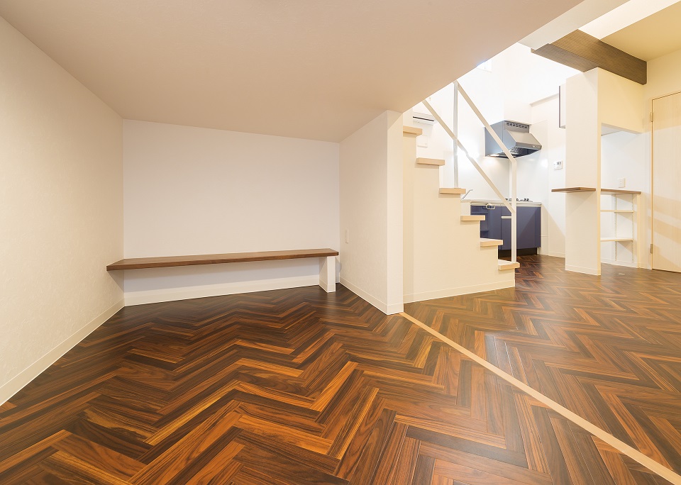 投資アパート RadIAnce守山9