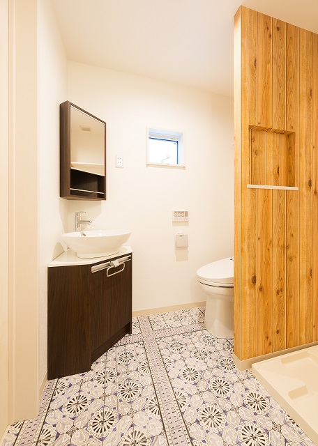 投資アパート RadIAnce守山28