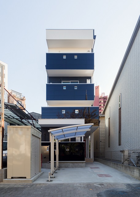 投資アパート RadIAnce白壁0