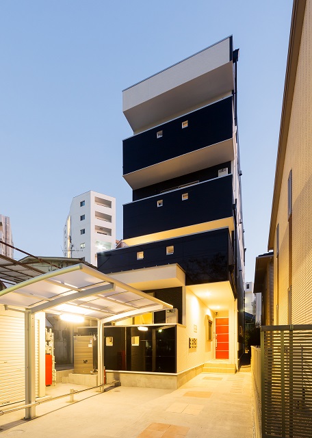 投資アパート RadIAnce白壁3