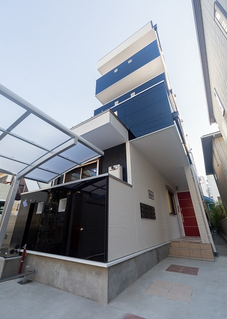 投資アパート RadIAnce白壁4