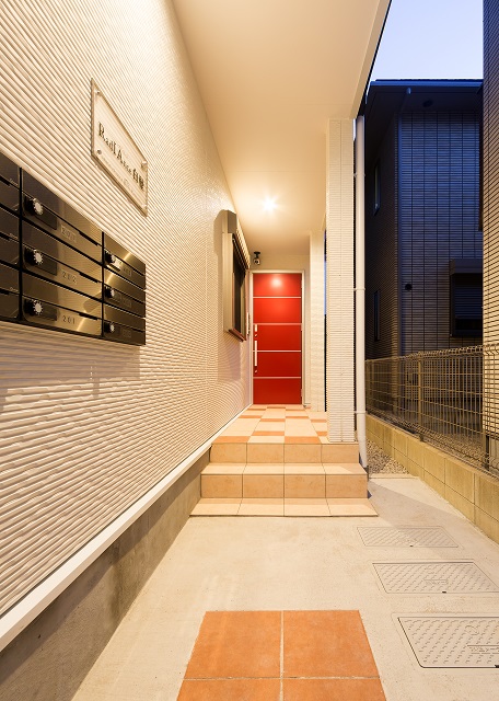 投資アパート RadIAnce白壁6