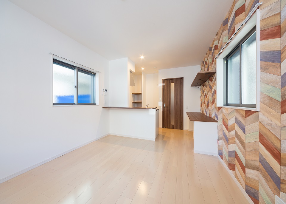 投資アパート RadIAnce白壁9