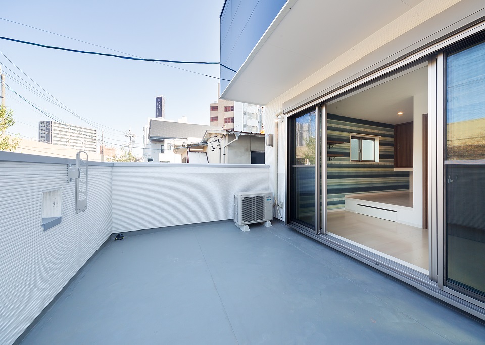 投資アパート RadIAnce白壁17