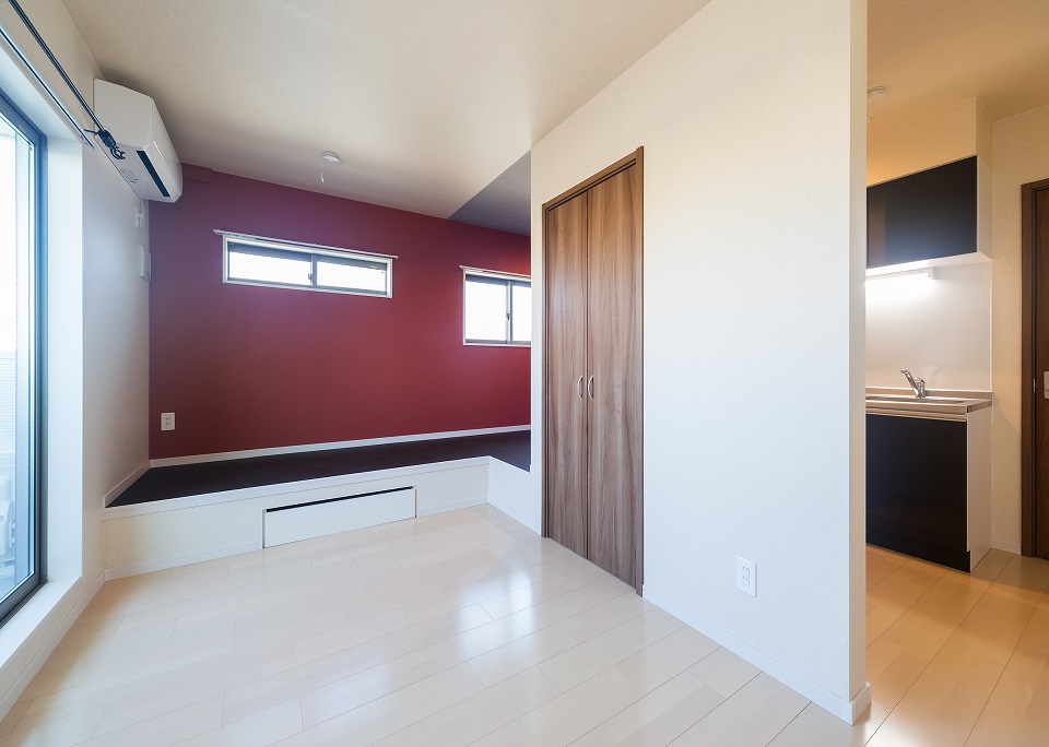 投資アパート RadIAnce白壁22