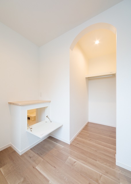 投資アパート RadIAnce鶴舞15