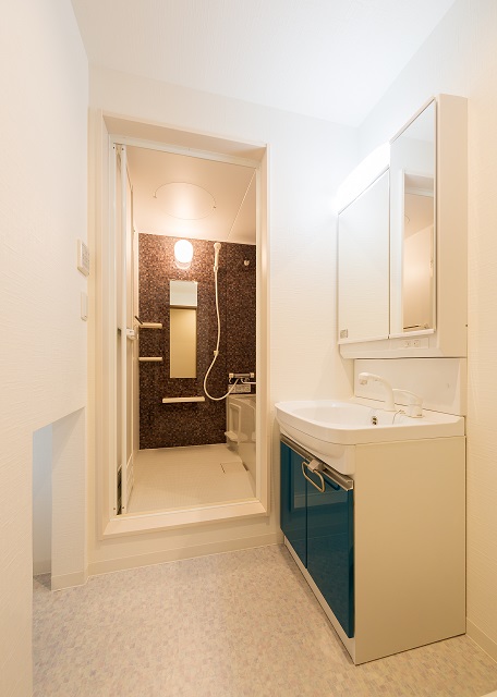 投資アパート RadIAnce鶴舞16