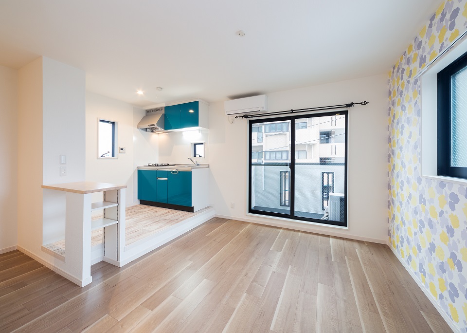 投資アパート RadIAnce鶴舞24