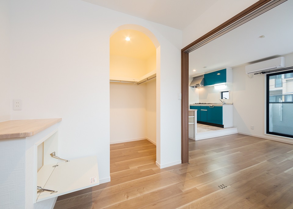 投資アパート RadIAnce鶴舞25