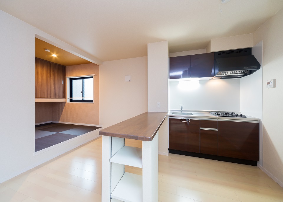 投資アパート RadIAnce鶴舞27