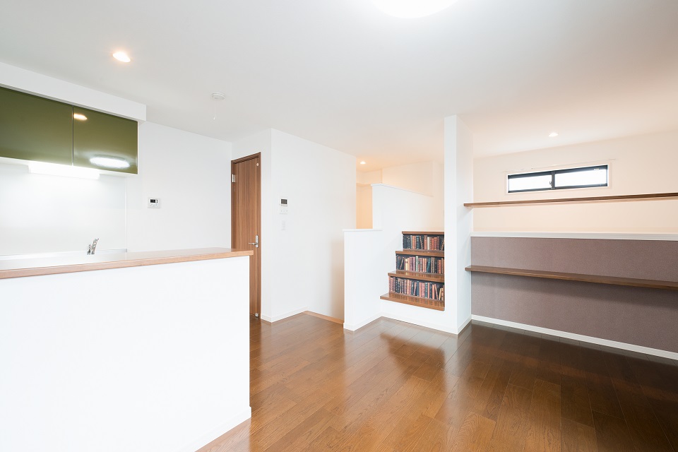 投資アパート RadIAnce新松戸20