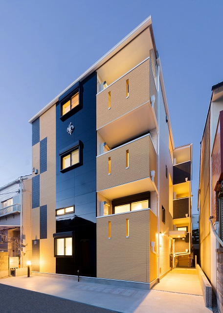 投資アパート RadIAnce浜1