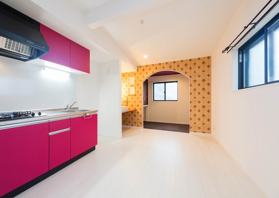 投資アパート RadIAnce浜25