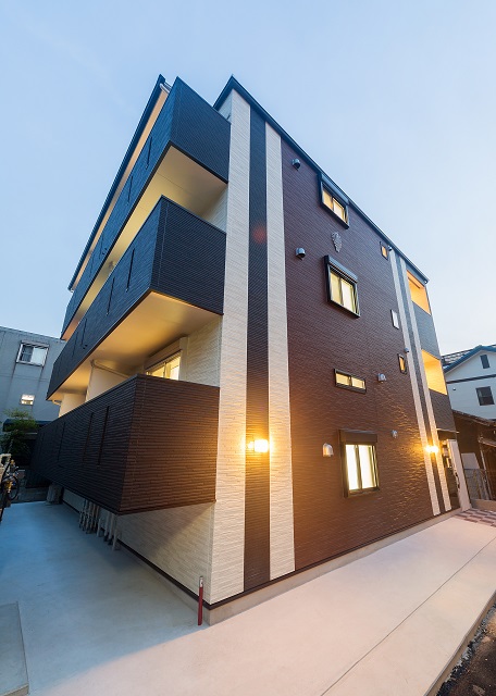 投資アパート RadIAnce築地口5