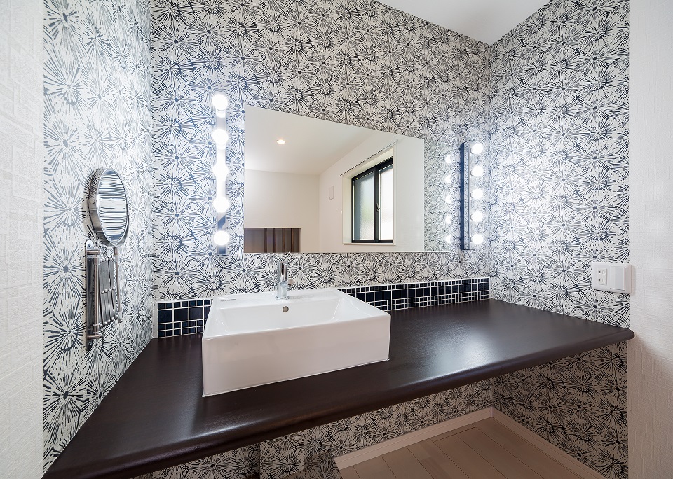 投資アパート RadIAnce築地口11