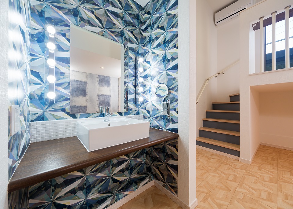 投資アパート RadIAnce築地口15