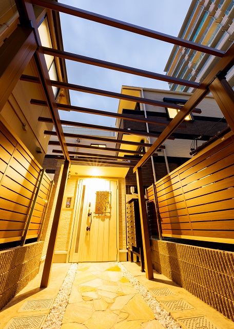 投資アパート RadIAnce神宮前5