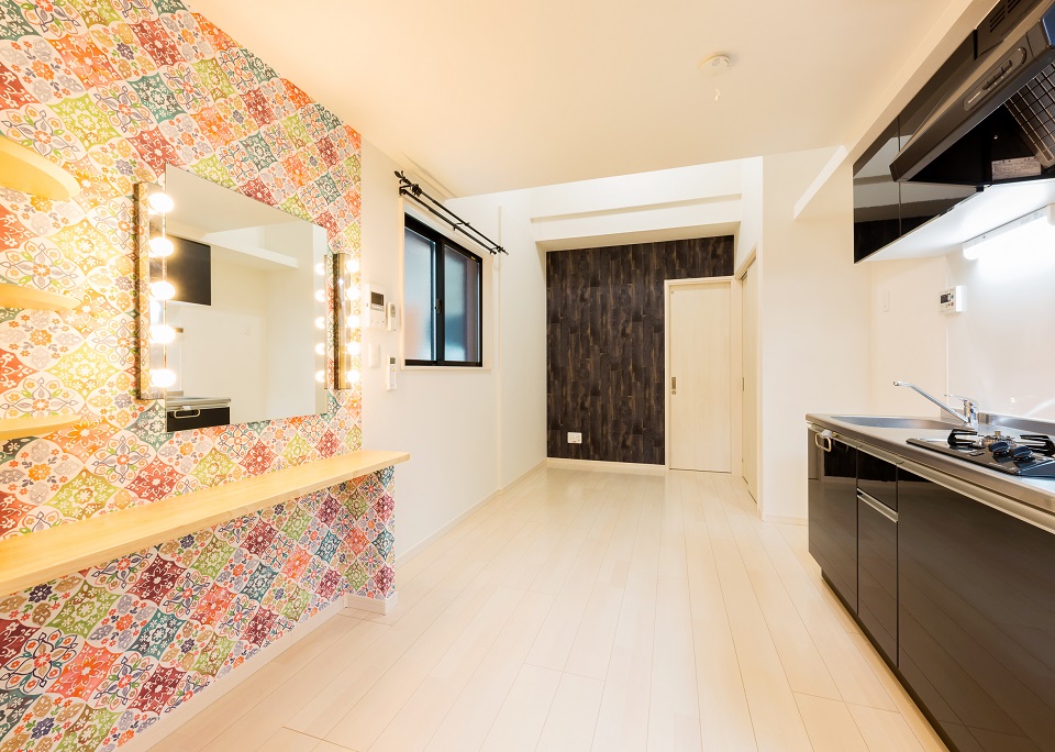 投資アパート RadIAnce神宮前6